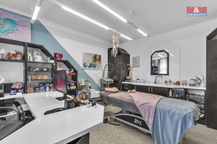 Prodej rodinného domu, Lomnice nad Popelkou, Josefa Jana Fučíka, 322 m2