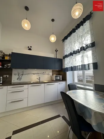 Prodej bytu 2+1, Mariánské Lázně, Anglická, 91 m2