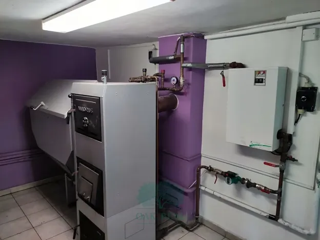 Prodej rodinného domu, Lešany, 272 m2