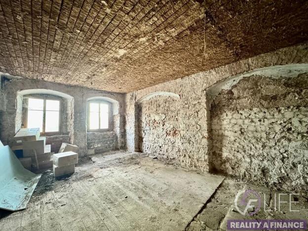 Prodej rodinného domu, Hostinné, E. Votočka, 300 m2