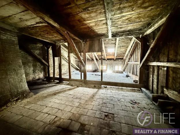 Prodej rodinného domu, Hostinné, E. Votočka, 300 m2