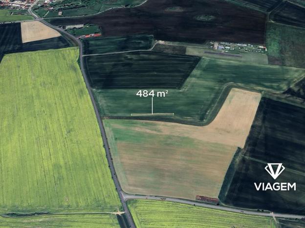 Prodej pole, Hluboké Mašůvky, 484 m2