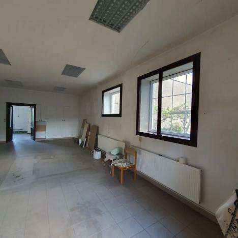 Prodej obchodního prostoru, Strážnice, 350 m2