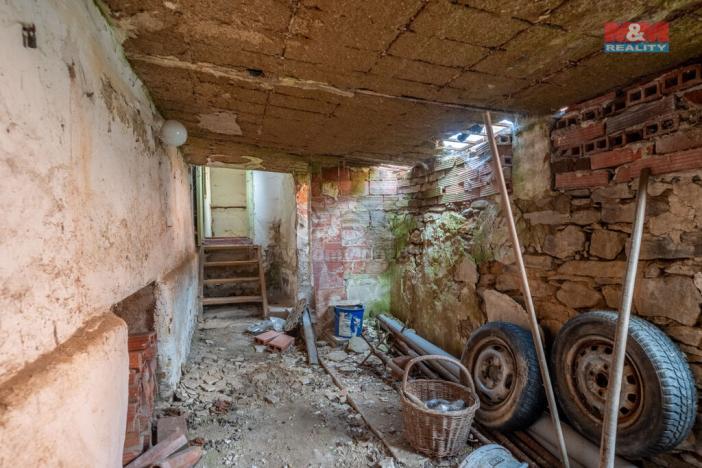 Prodej rodinného domu, Svatá Maří - Štítkov, 200 m2