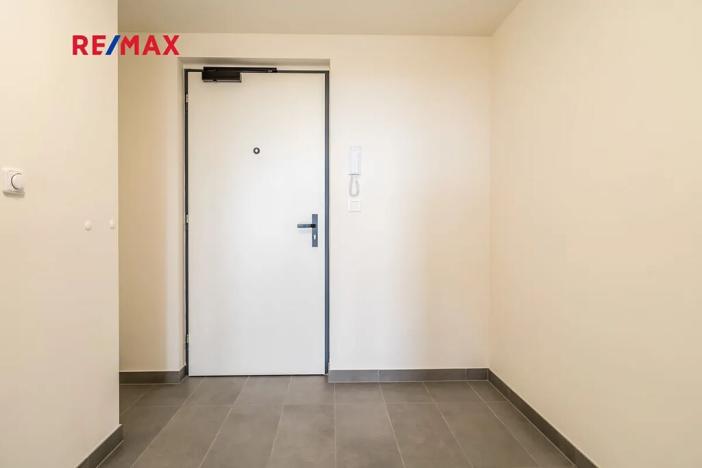 Pronájem bytu 2+kk, Praha - Kamýk, Zimova, 55 m2