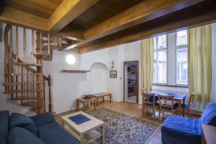Pronájem bytu 1+1, Praha - Malá Strana, Mostecká, 40 m2