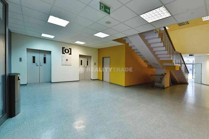 Pronájem obchodního prostoru, Strakonice, Bezděkovská, 58 m2