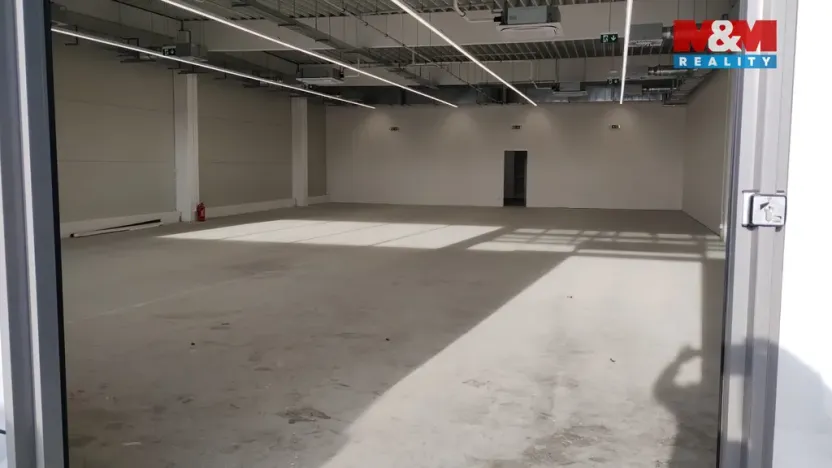Pronájem obchodního prostoru, Jablunkov, Nádražní, 300 m2