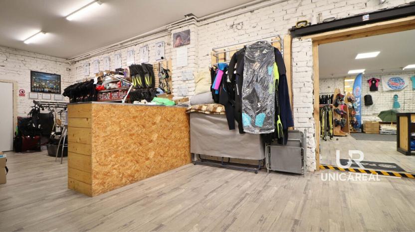 Pronájem obchodního prostoru, Brno - Husovice, Dukelská třída, 240 m2