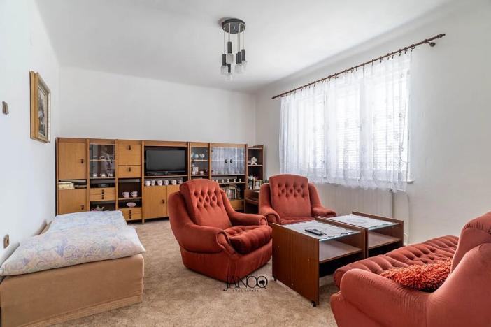 Prodej rodinného domu, Hovorany, 180 m2