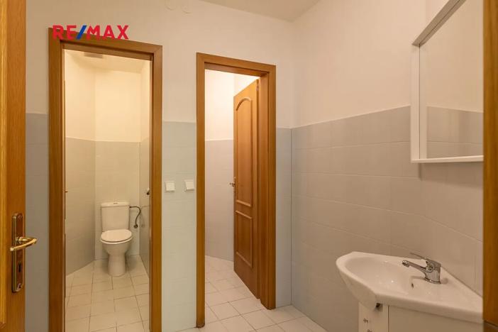 Prodej činžovního domu, Praha - Nové Město, Na bojišti, 728 m2