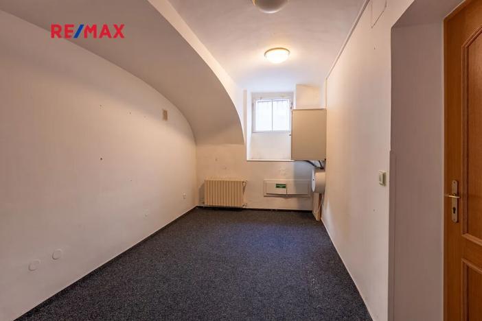 Prodej činžovního domu, Praha - Nové Město, Na bojišti, 728 m2