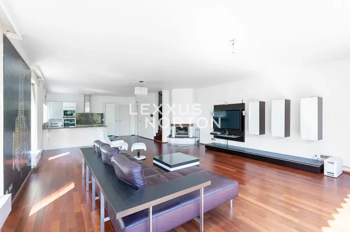 Pronájem rodinného domu, Praha - Dejvice, Hanzelkova, 219 m2