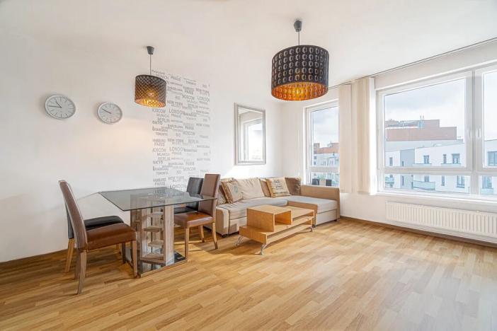 Pronájem bytu 2+kk, Ostrava, Jantarová, 60 m2