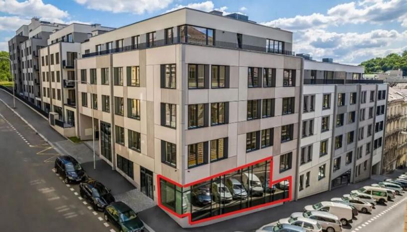 Pronájem restaurace, Praha - Smíchov, Grafická, 174 m2