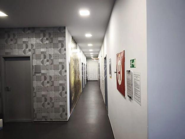 Pronájem kanceláře, Trutnov, Horská, 180 m2