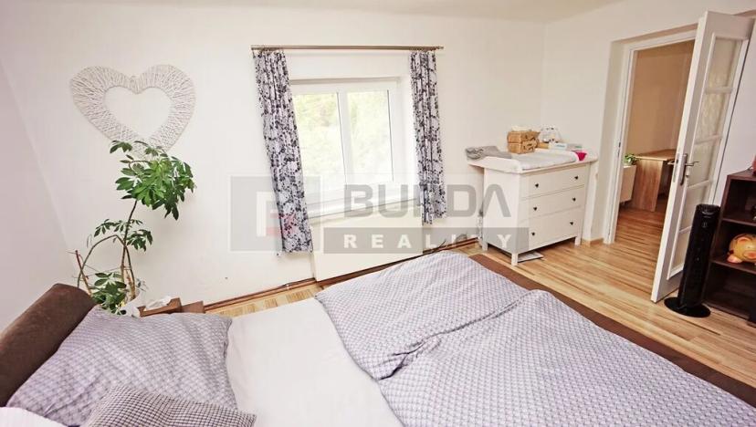 Prodej rodinného domu, Střemy, 240 m2