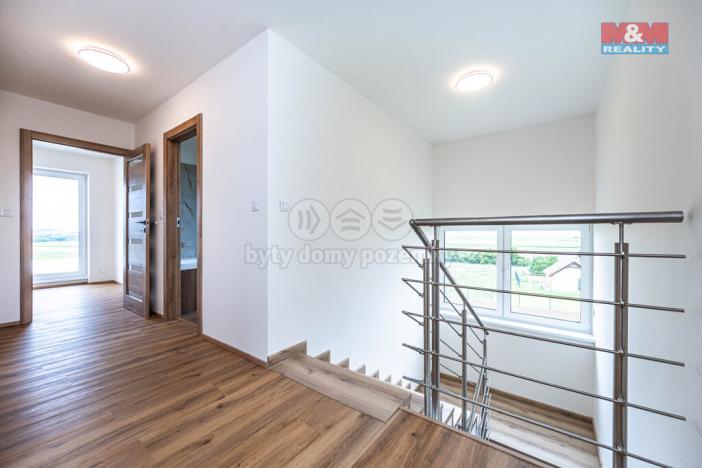 Prodej rodinného domu, Žižice - Osluchov, 248 m2