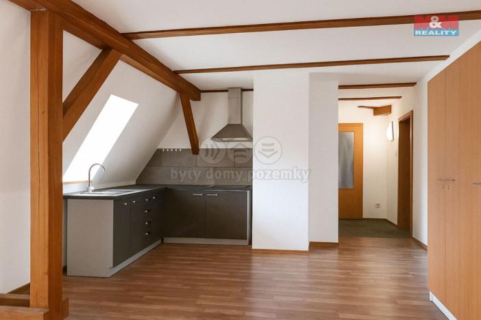 Pronájem bytu 3+1, Šternberk, ČSA, 110 m2