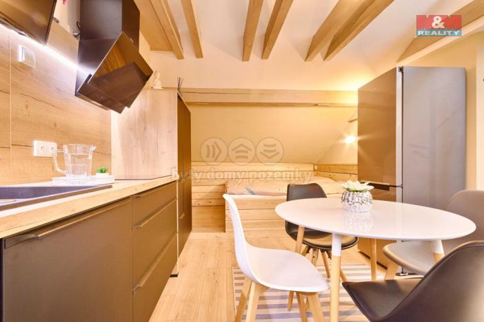 Prodej bytu 1+kk, Jindřichův Hradec - Jindřichův Hradec III, Mlýnská, 65 m2