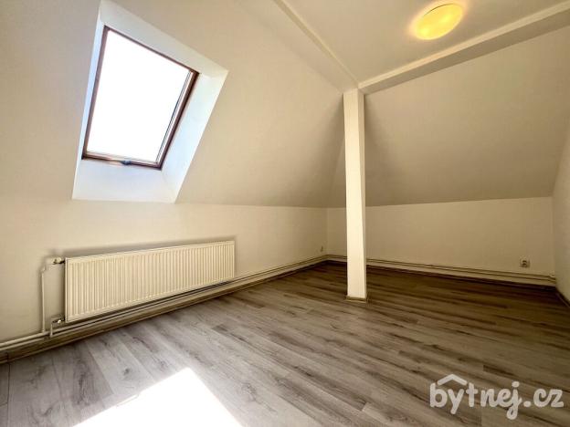 Pronájem bytu 2+1, Olomouc - Hodolany, Rejskova, 66 m2