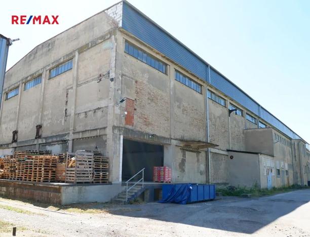 Prodej výrobních prostor, Kostelec nad Labem, 14955 m2