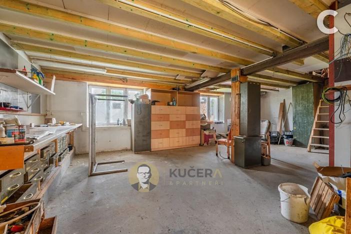 Prodej komerční nemovitosti, Velká Chmelištná, 550 m2