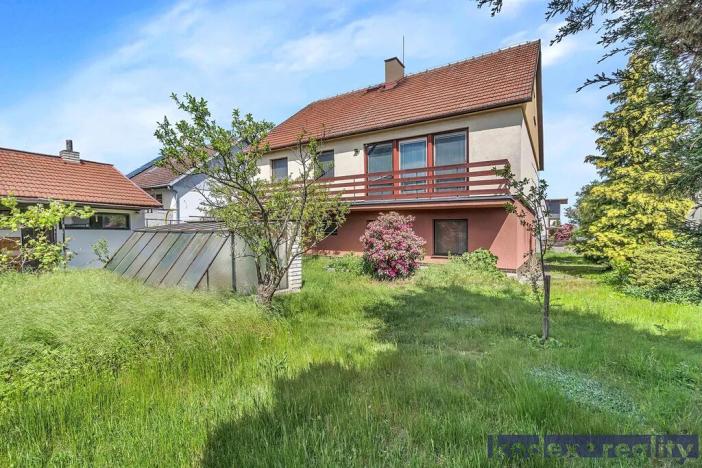 Prodej rodinného domu, Pardubice, 270 m2