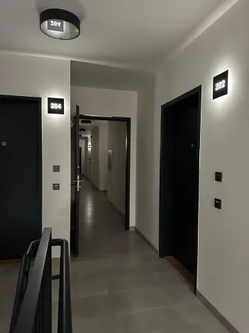 Pronájem bytu 2+kk, Praha - Prosek, Čakovická, 52 m2