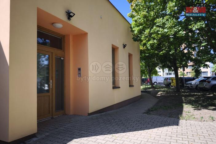 Pronájem obchodního prostoru, Mladá Boleslav - Mladá Boleslav II, 17. listopadu, 160 m2