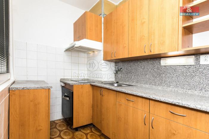 Pronájem bytu 1+kk, Pardubice, kpt. Bartoše, 27 m2