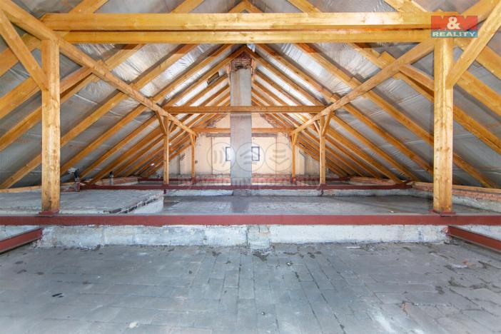 Pronájem výrobních prostor, Přeštice, Veleslavínova, 918 m2