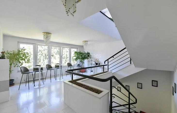 Pronájem vily, Praha - Lhotka, Na dlouhé mezi, 280 m2