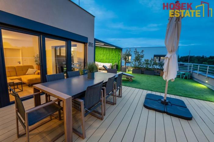 Prodej bytu 4+kk, Holubice, 135 m2