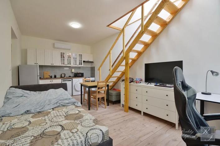 Pronájem bytu 1+kk, Ústí nad Labem, Masarykova, 30 m2