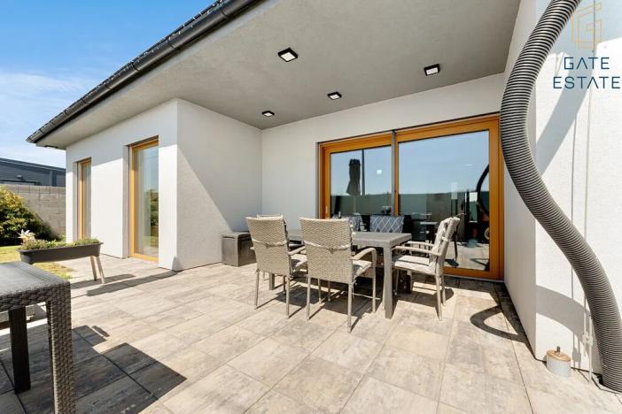 Prodej rodinného domu, Babice, 262 m2