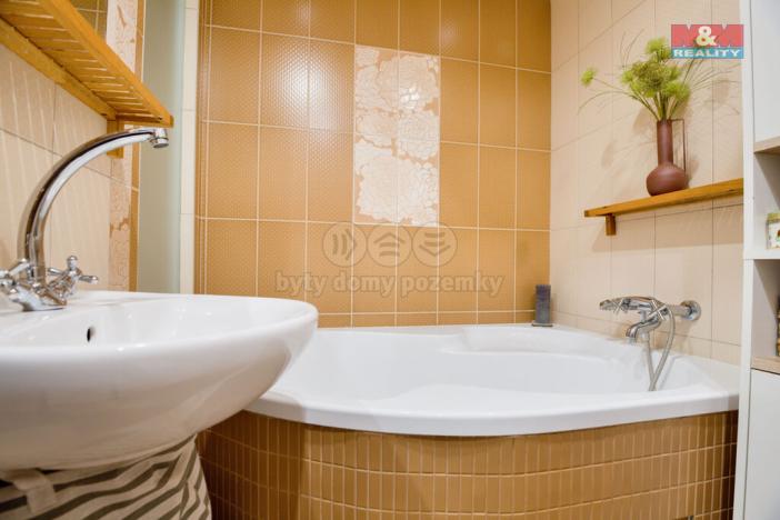 Prodej bytu 2+1, Chomutov, Skalková, 51 m2