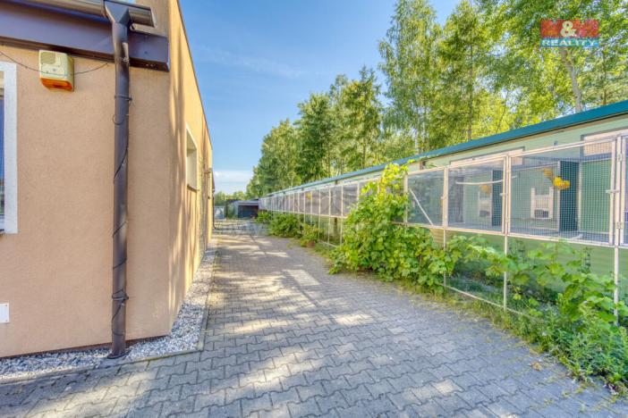 Prodej výrobních prostor, Lhůta, 1220 m2