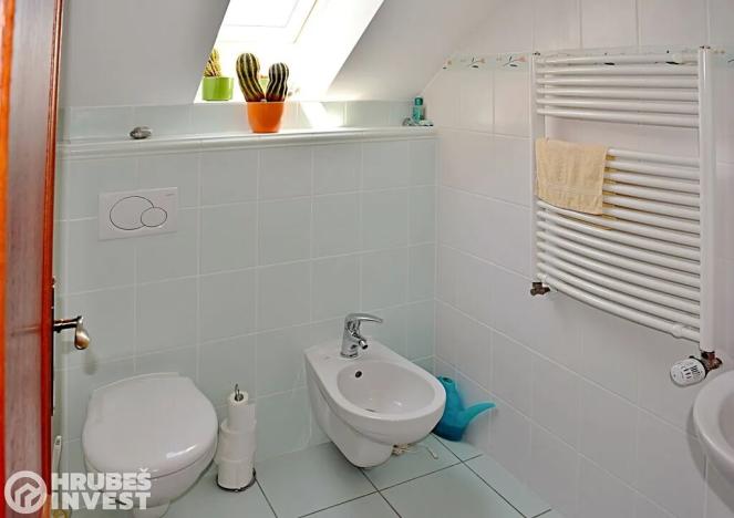 Prodej rodinného domu, Horní Jelení, Dvorská, 380 m2