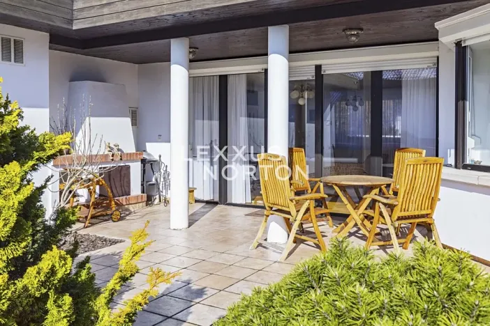 Prodej rodinného domu, Kamenice, Kruhová, 355 m2