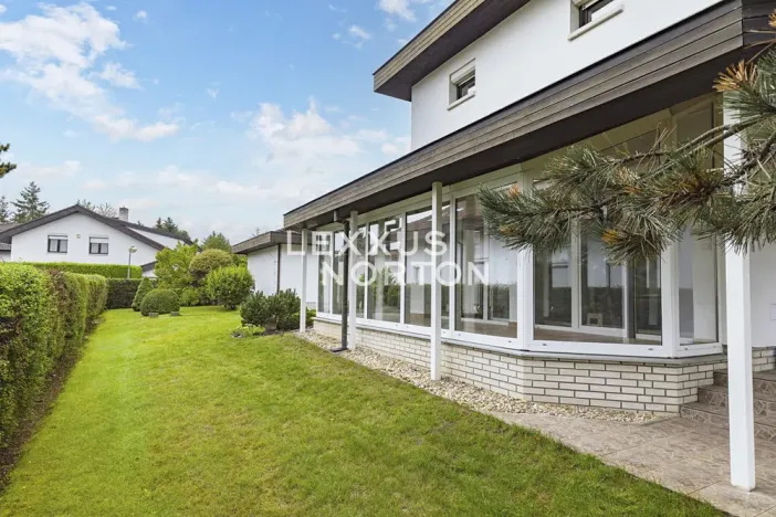 Prodej rodinného domu, Kamenice, Kruhová, 355 m2