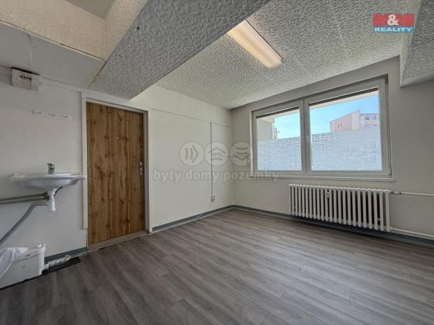 Pronájem kanceláře, Bechyně, Písecká, 16 m2