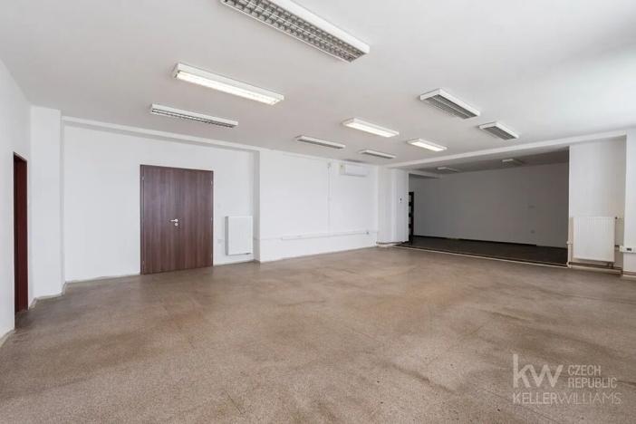 Pronájem kanceláře, Louny, Husova, 175 m2