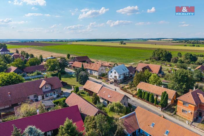 Prodej zemědělské usedlosti, Chroustov, 140 m2