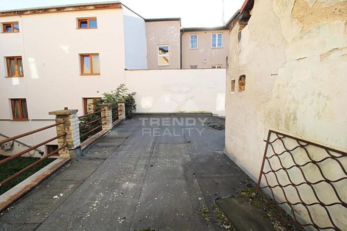 Prodej obchodního prostoru, Plzeň, Pod Všemi svatými, 450 m2