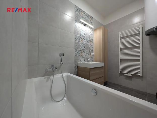 Pronájem bytu 2+1, Praha - Vršovice, Na louži, 59 m2