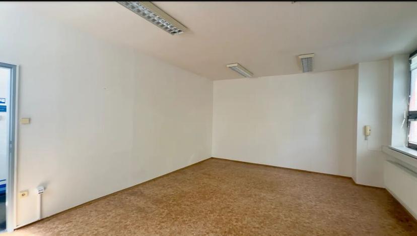 Prodej skladu, Hradec Králové, Kovová, 982 m2