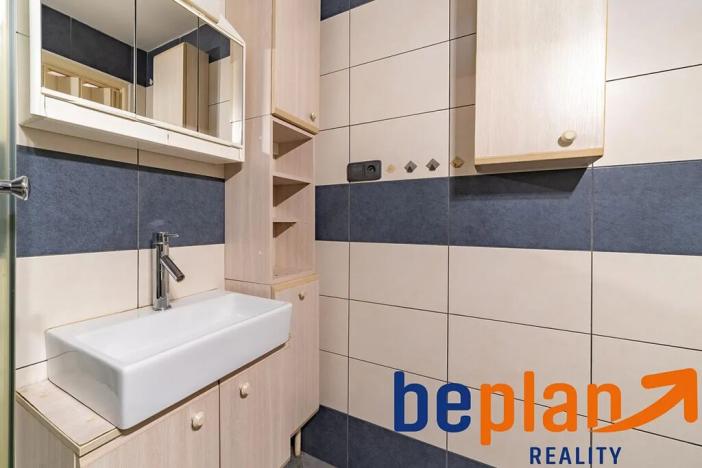 Prodej bytu 3+1, Karlovy Vary, Kvapilova, 83 m2