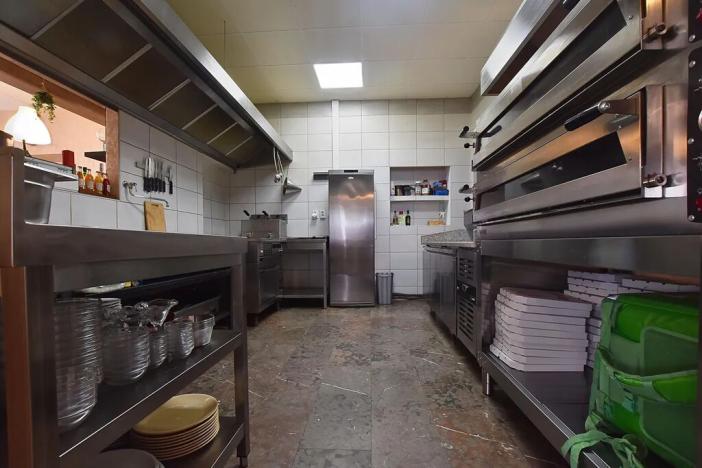 Prodej rodinného domu, Praha - Kobylisy, Klapkova, 245 m2