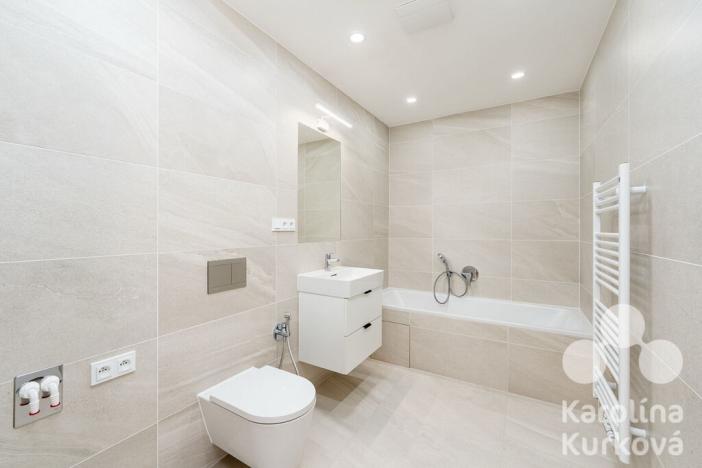 Pronájem bytu 2+kk, Praha - Nusle, Muzikova, 56 m2